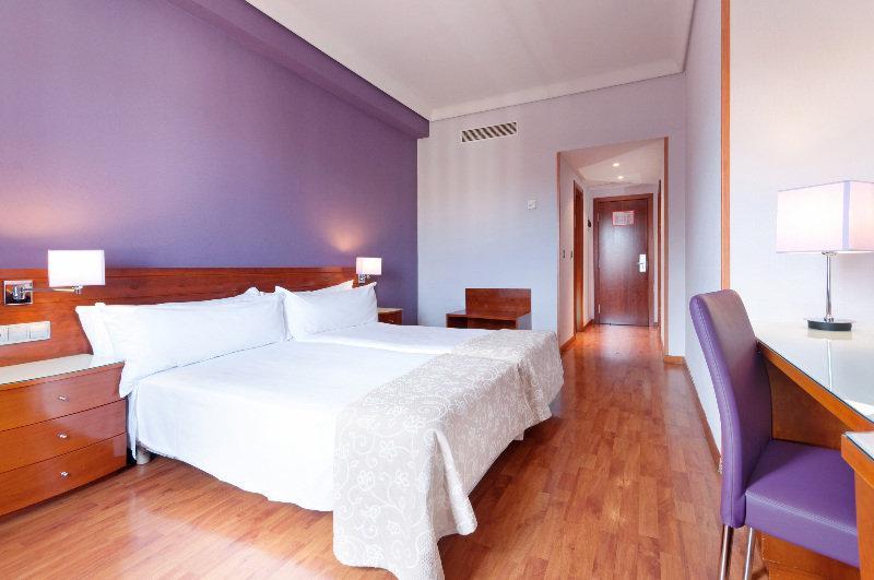 Hotel Madrid Centro, Affiliated By Melia Exteriör bild