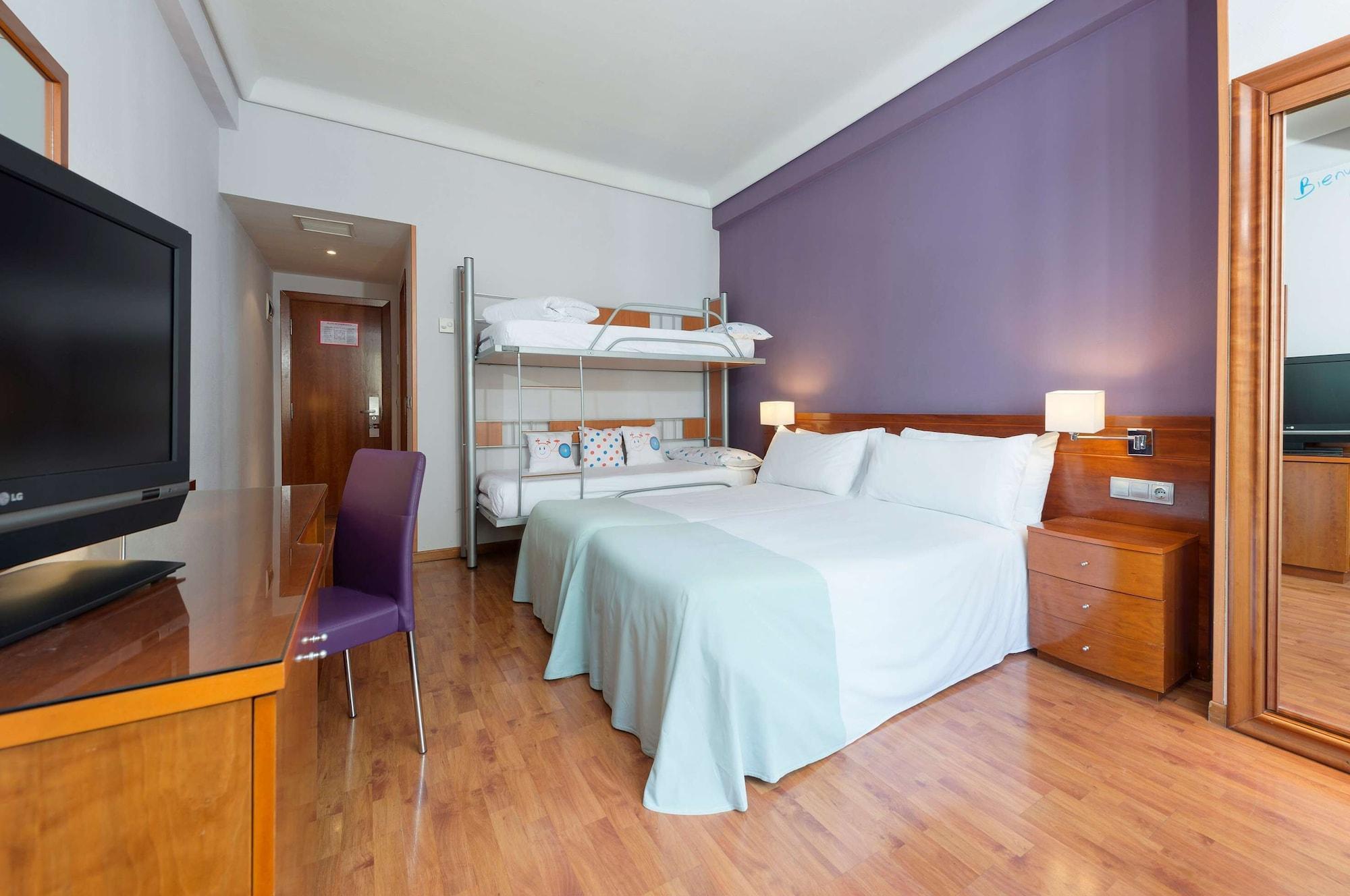 Hotel Madrid Centro, Affiliated By Melia Exteriör bild