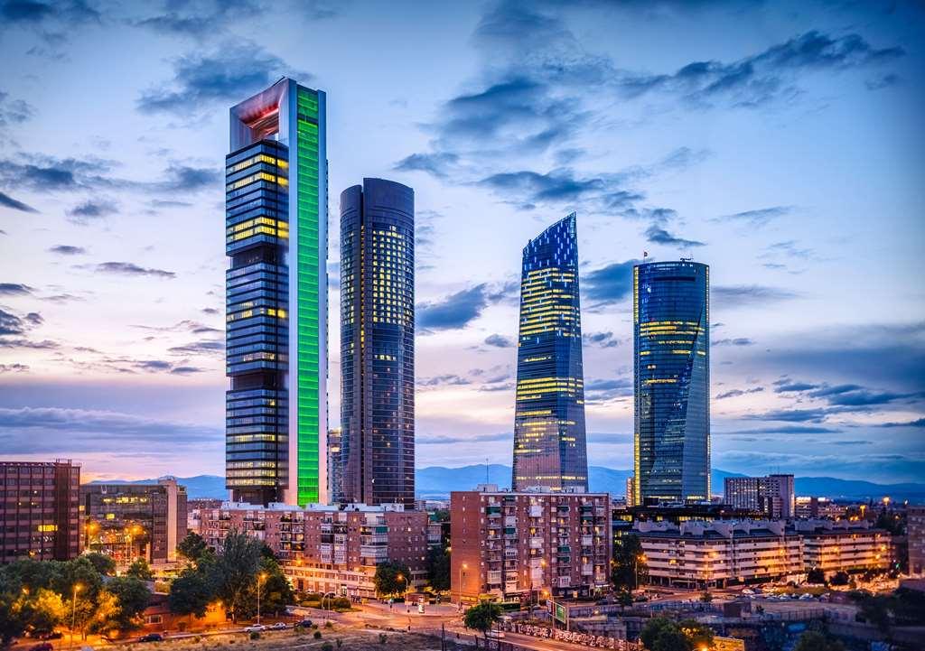 Hotel Madrid Centro, Affiliated By Melia Exteriör bild