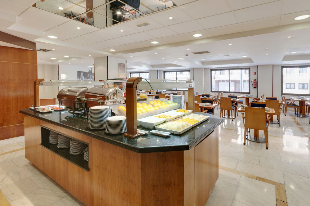 Hotel Madrid Centro, Affiliated By Melia Exteriör bild