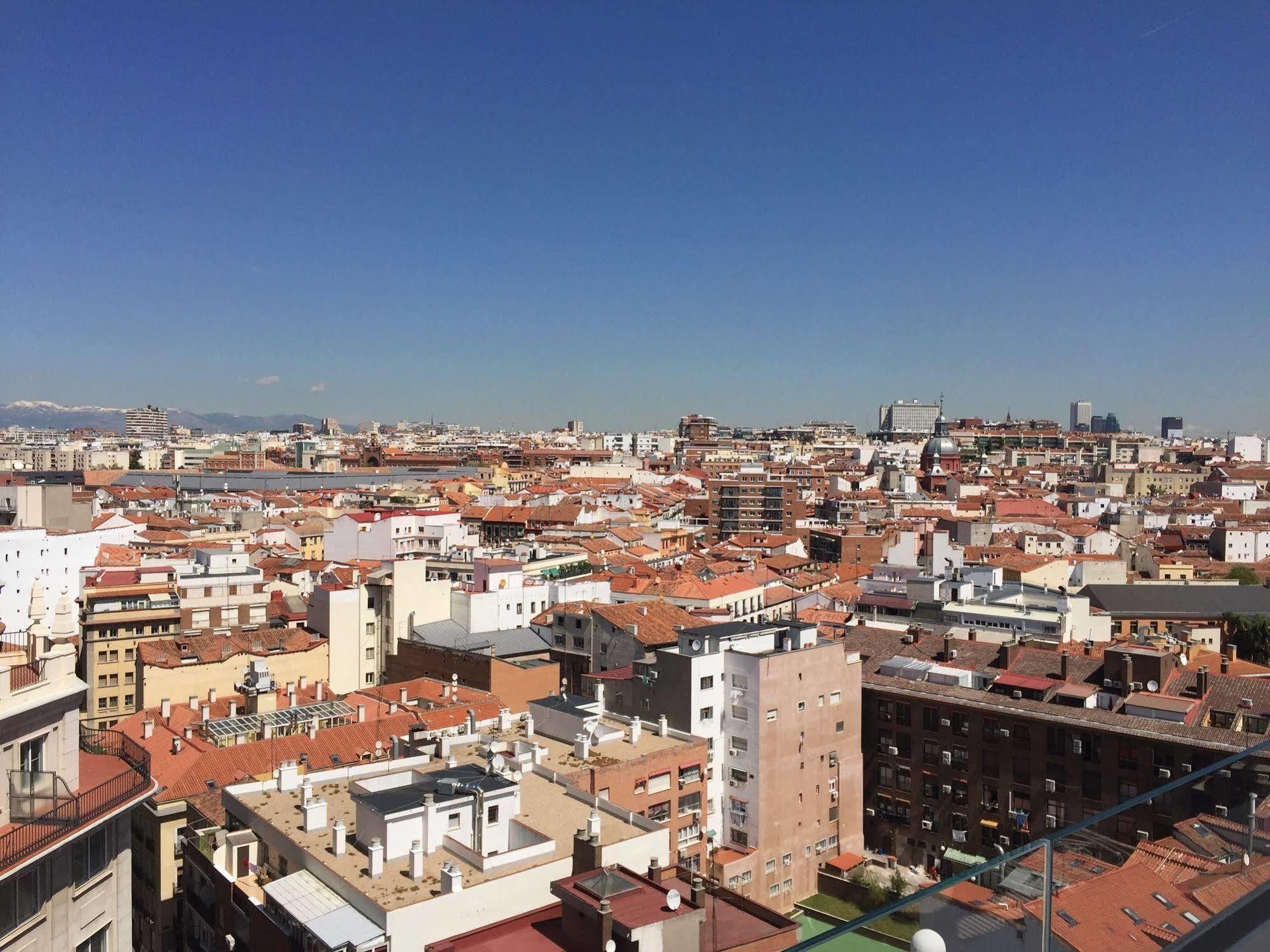 Hotel Madrid Centro, Affiliated By Melia Exteriör bild