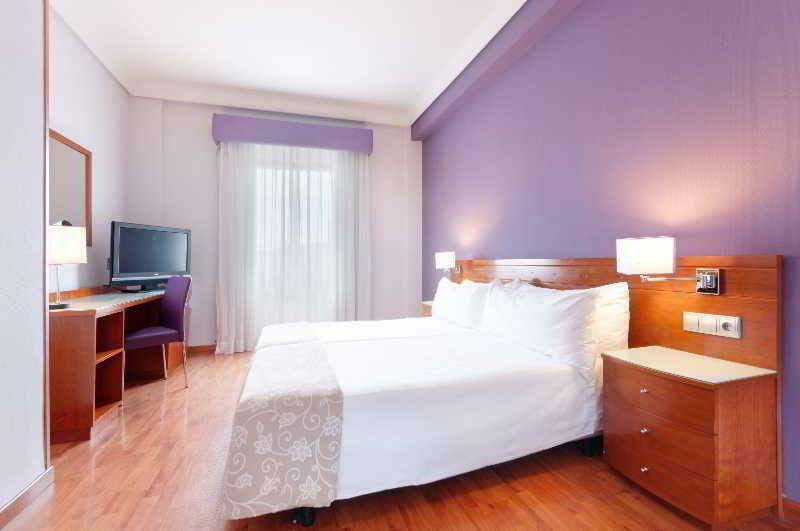 Hotel Madrid Centro, Affiliated By Melia Exteriör bild